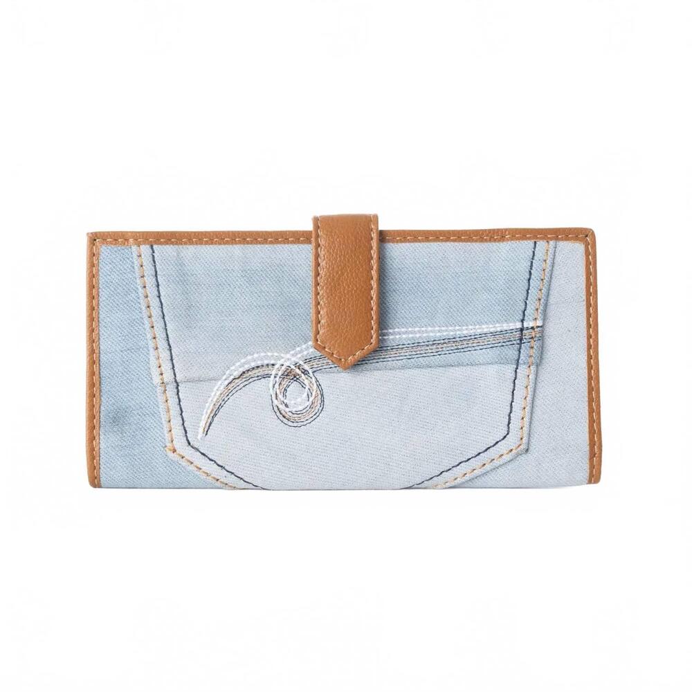 NEW MYRA women's sway woven fabric wallet in denim
